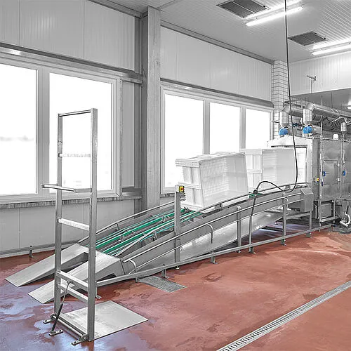 MOHN GmbH Großbehälter Durchlauf-Waschanlage Typ DLWA-GB – Originalaufnahme